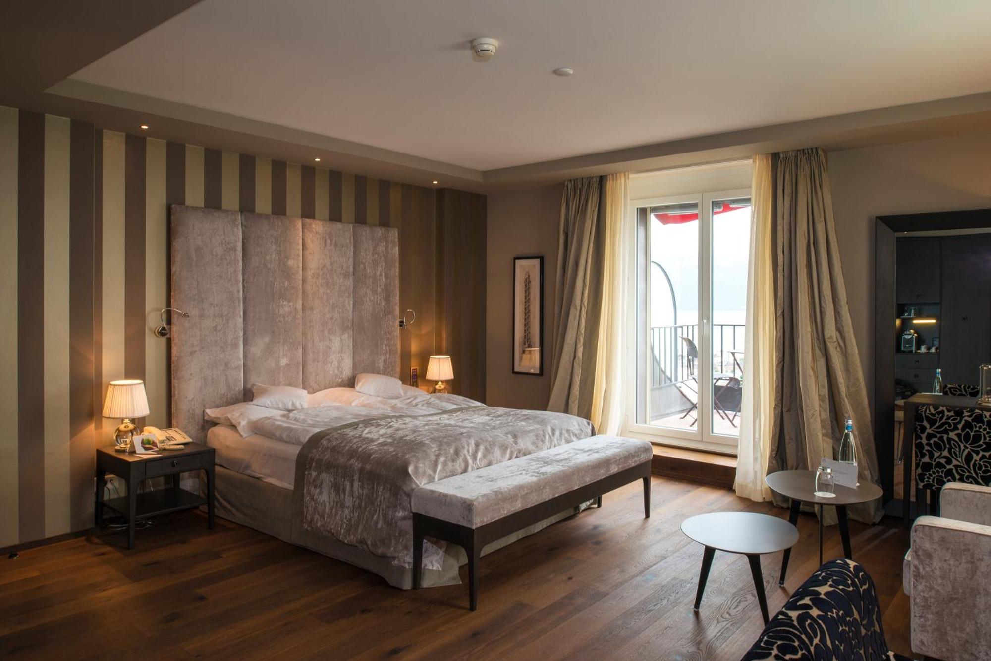 Deluxe Double or Twin Room with Lake View