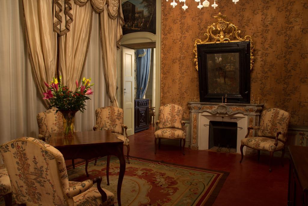 Deluxe King Suite,209291593:JPEG