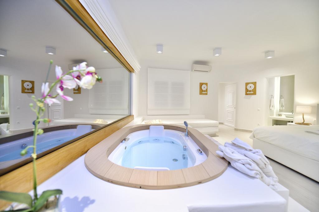 Villa Amalia con 5 Camere da Letto, Piscina Privata e Vista Mare