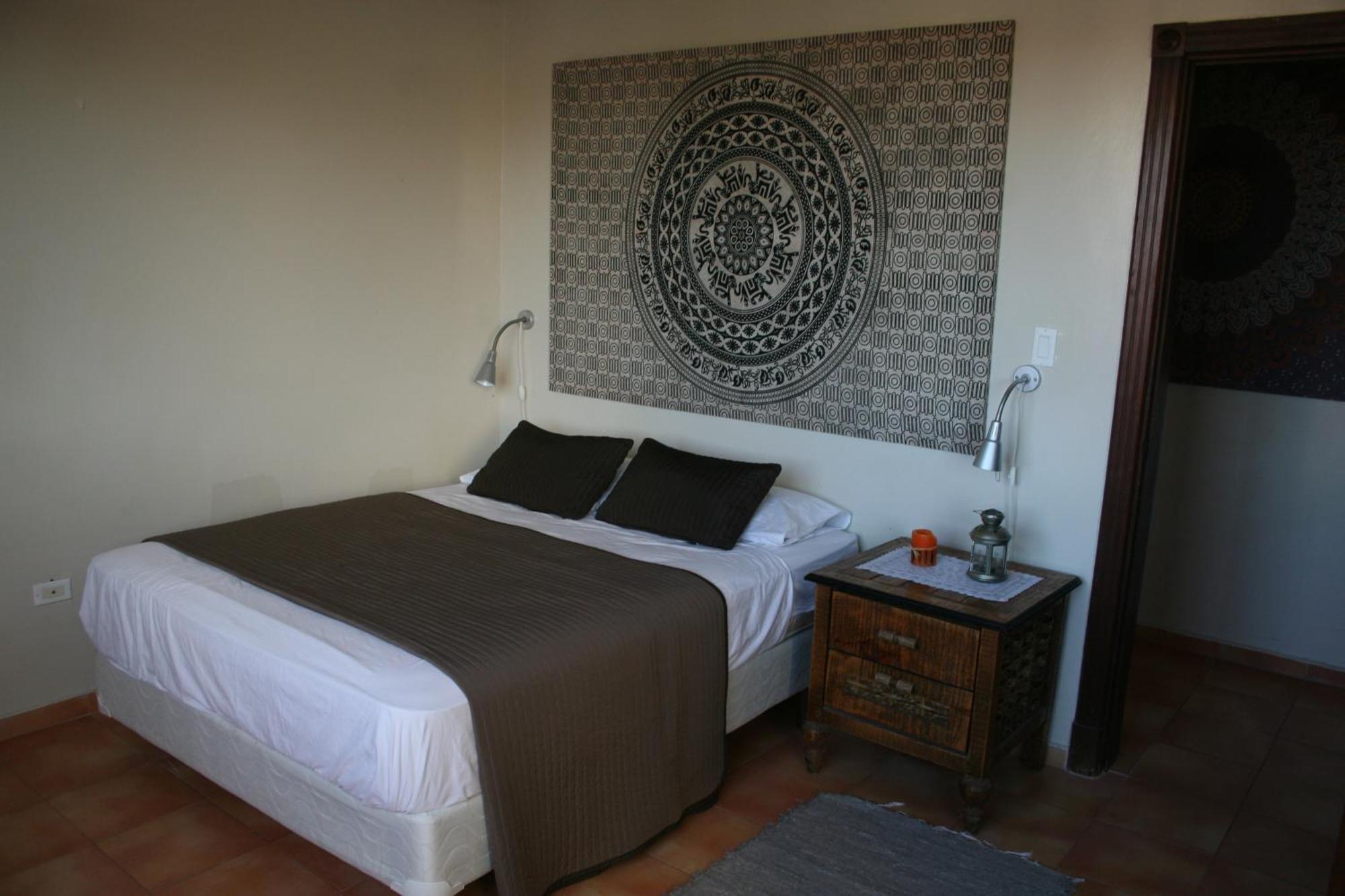 Apartamento de 3 Quartos com Vista da Piscina