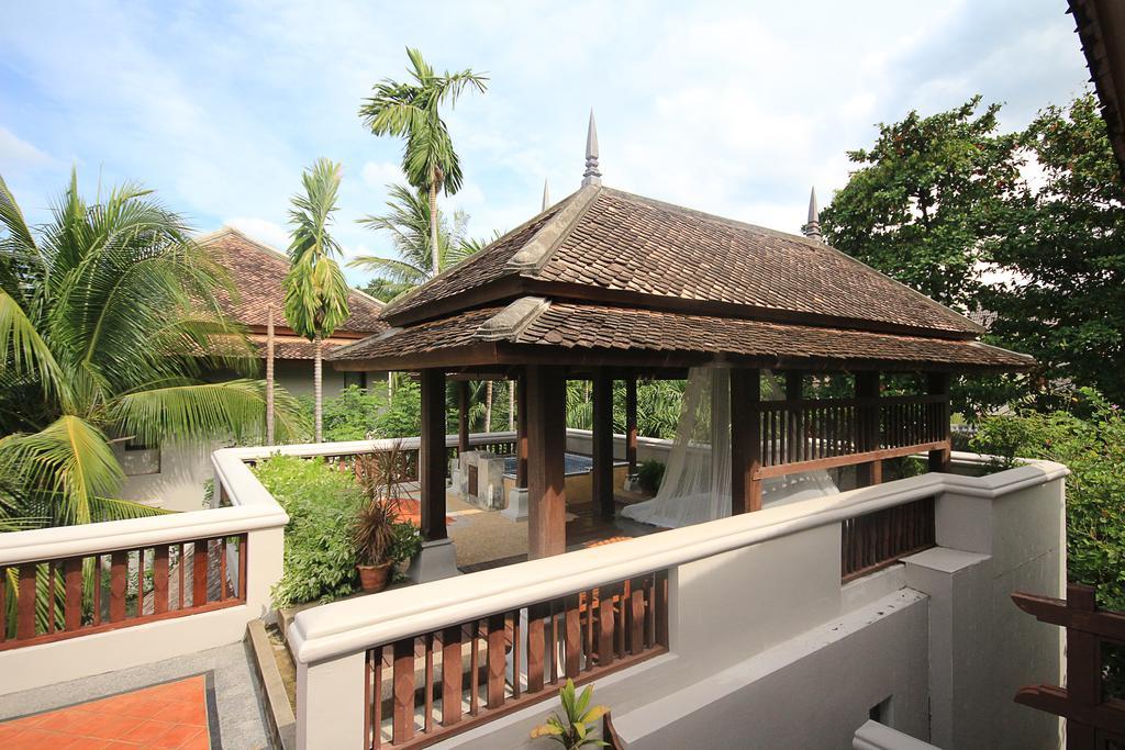 Royal Suite with Garden View