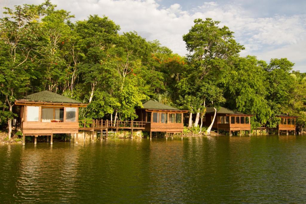 Suite frente a la laguna - 1 cama grande
