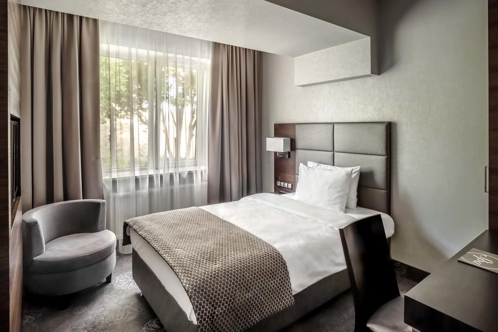 Superior Single Room