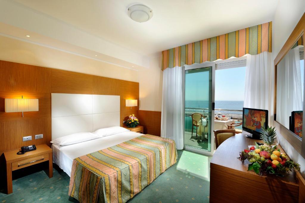 Double Room with Sea View