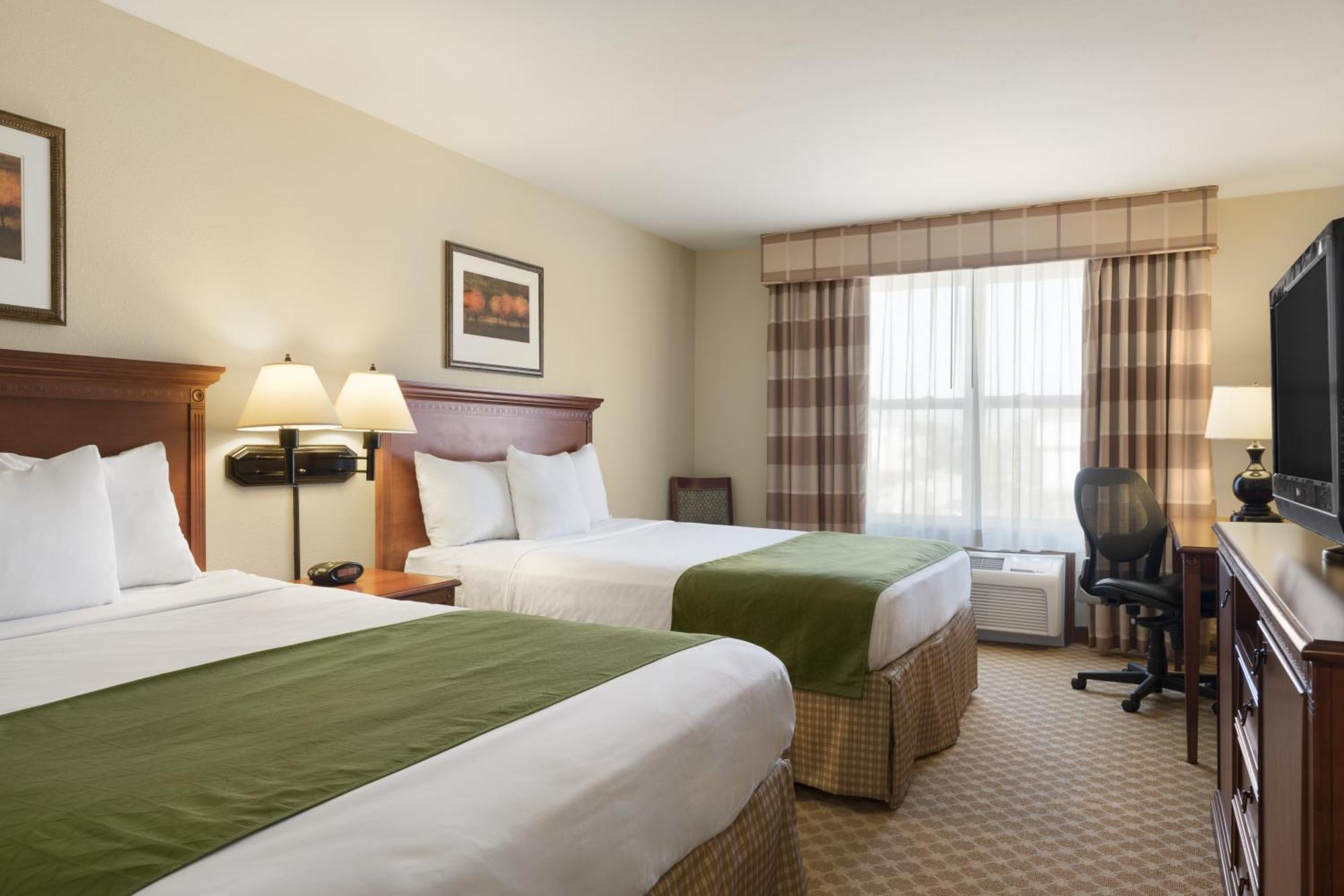 Queen Room with Two Queen Beds - Non-Smoking