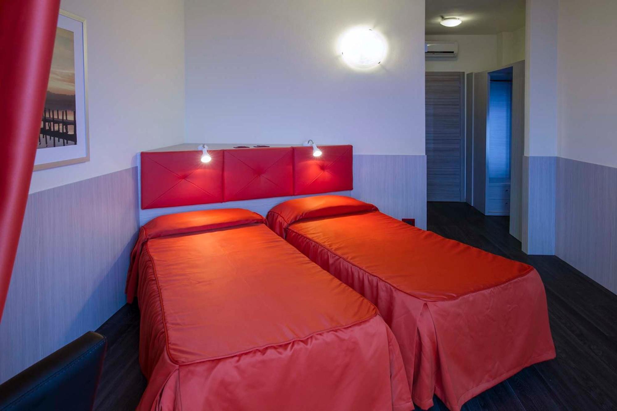 Double or Twin Room with Lake View