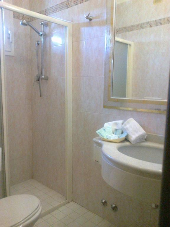 Double Room,31422005:JPEG