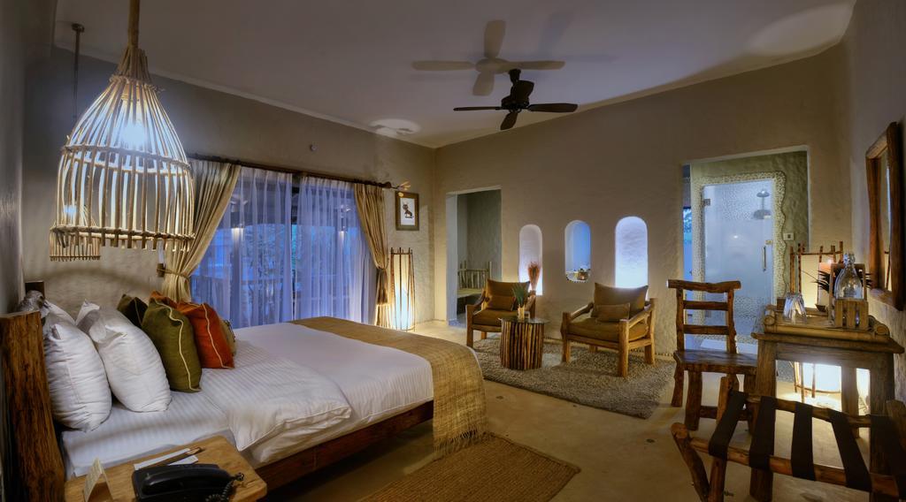 Suite with Private Pool