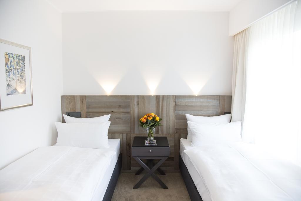 Comfort Suite,702437419:JPEG