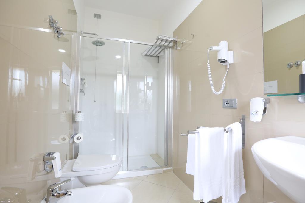 Camera Singola con Bagno