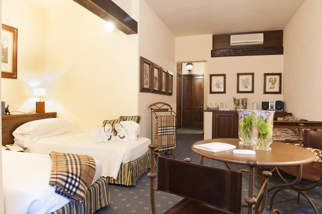 Classic Twin Room