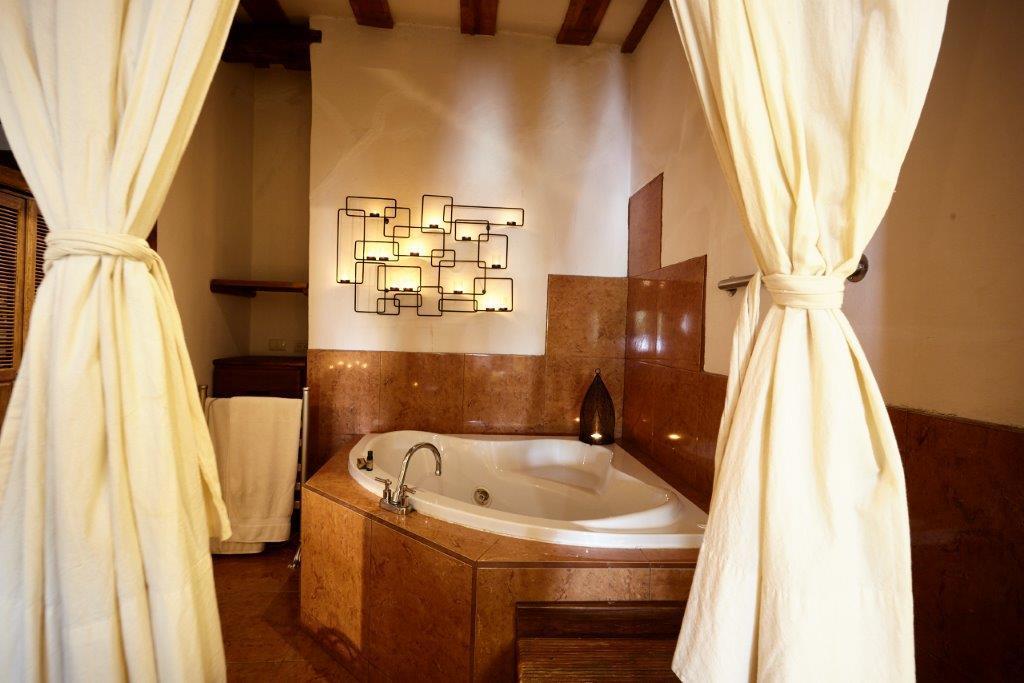 Queen Suite
