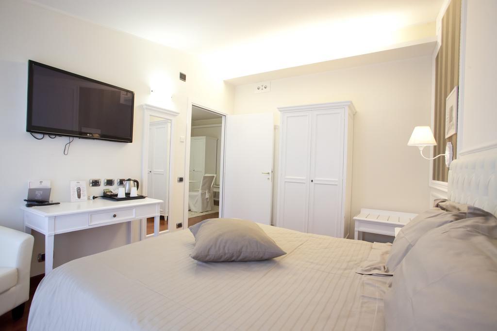 Suite with Spa Bath