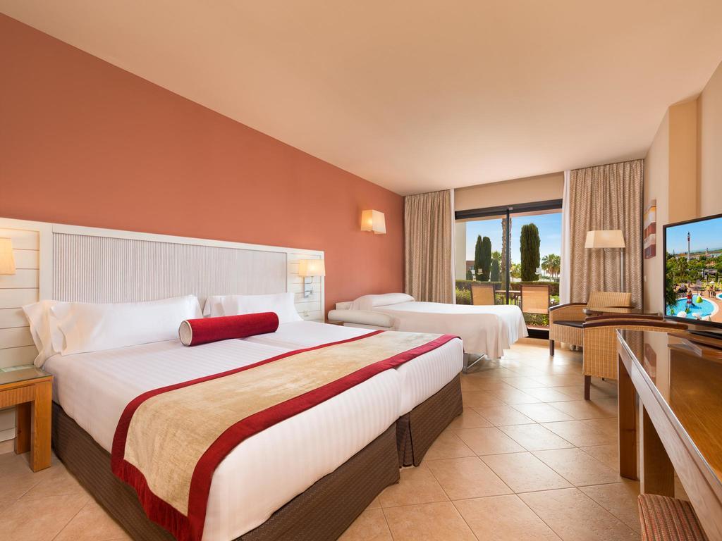 Chambre Double Familiale (2 Adultes + 2 Enfants)