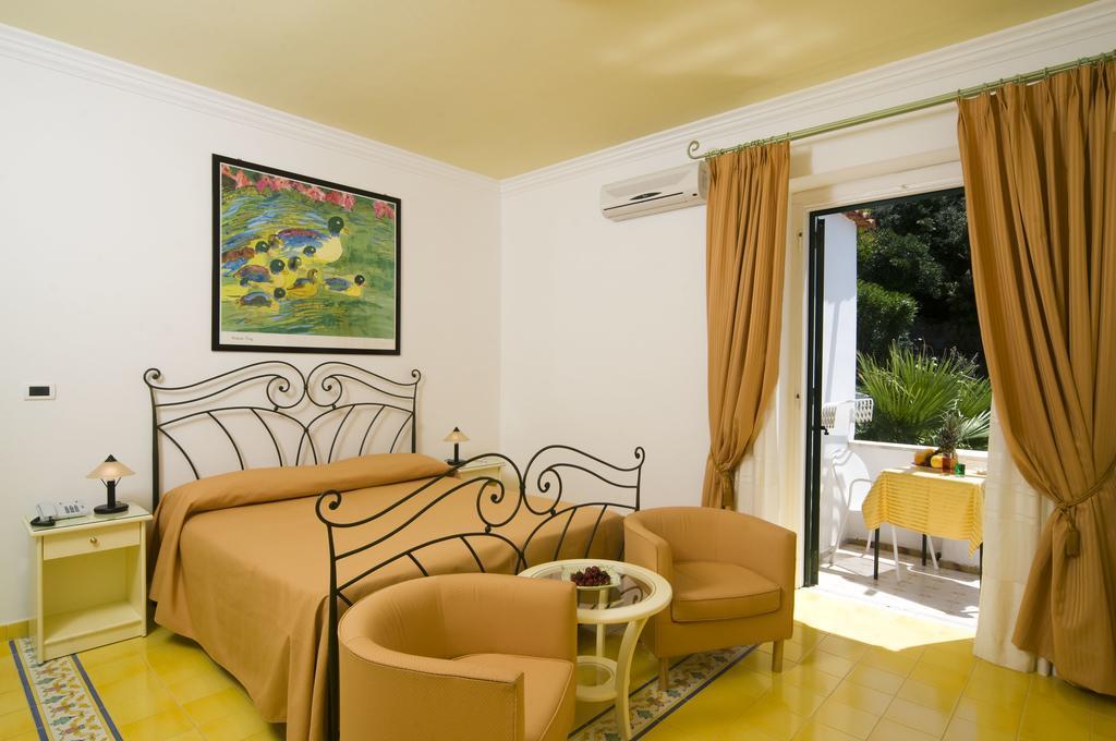 Standard Double or Twin Room with Courtyard View