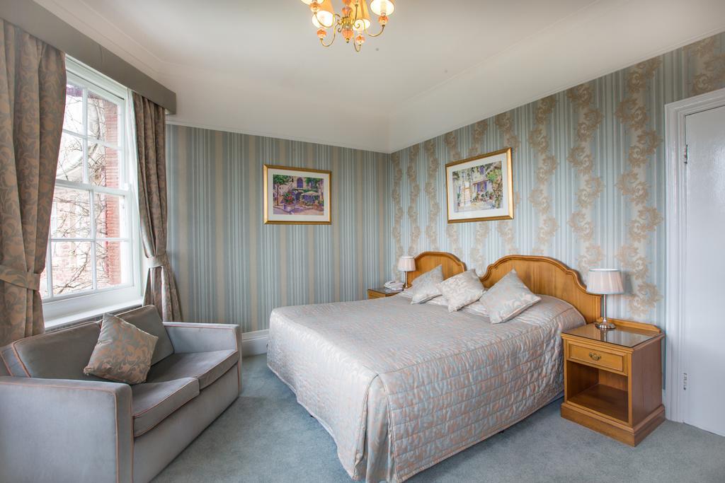 Twin Room with Sea View