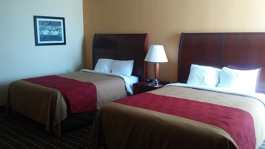 Queen Room with Two Queen Beds - Non-Smoking