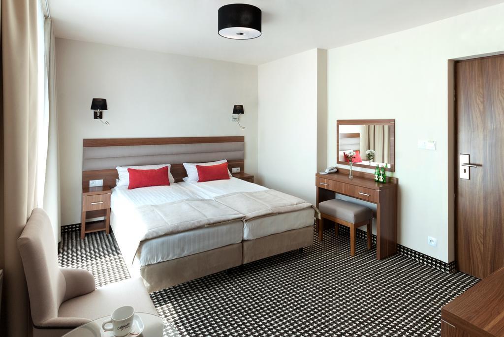 Double Room with Terrace