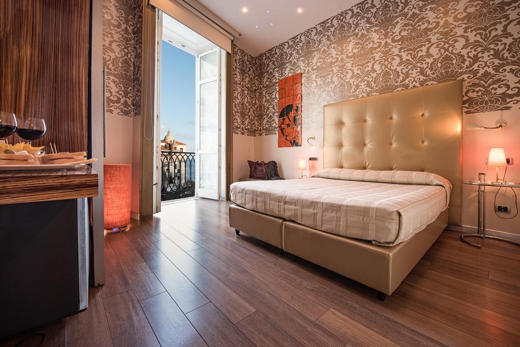 Classic Double Room with Partial Sea View