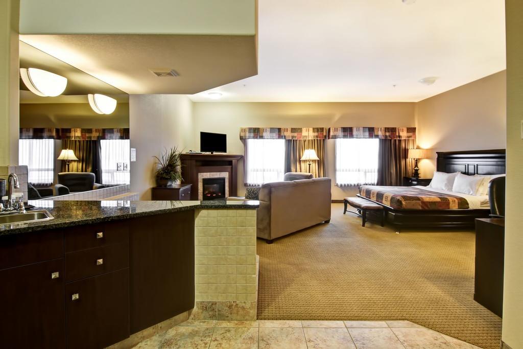 King Suite with Jacuzzi