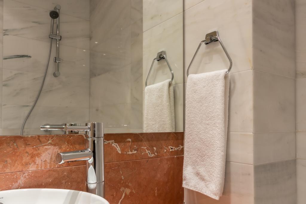 Deluxe Three-Bedroom Penthouse