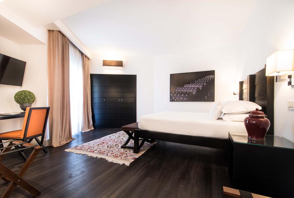 Junior Suite with Balcony