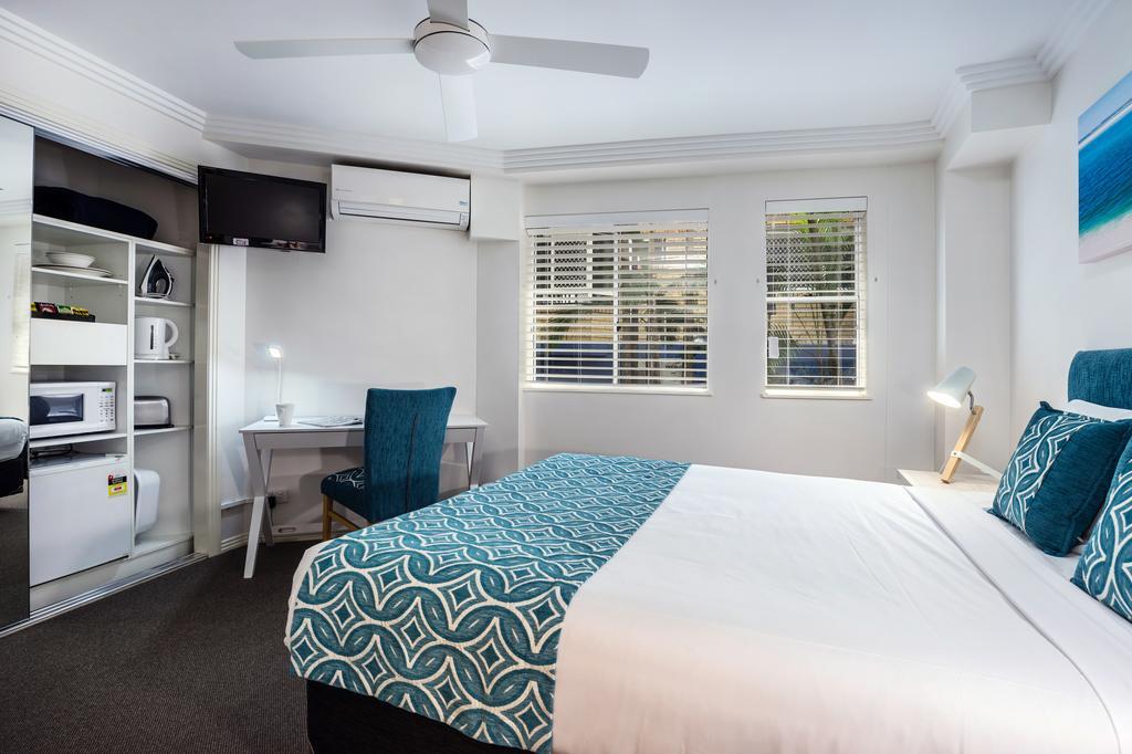 Budget Queen Room