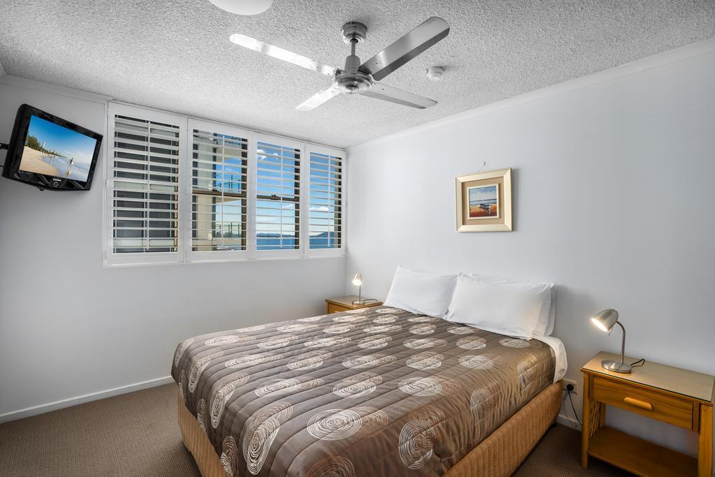 Three-Bedroom Apartment - Beach Front