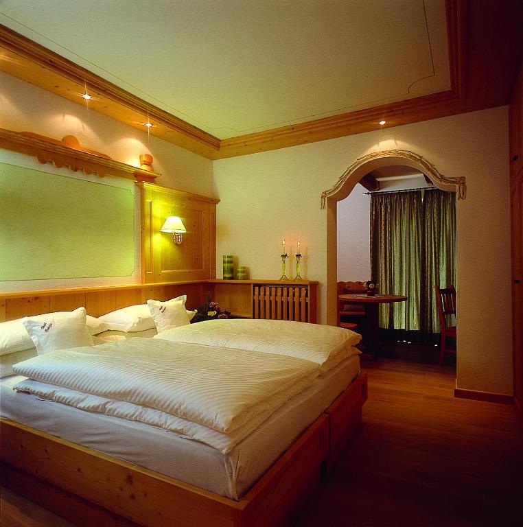 Standard Double or Twin Room Balcony,394644927:JPEG