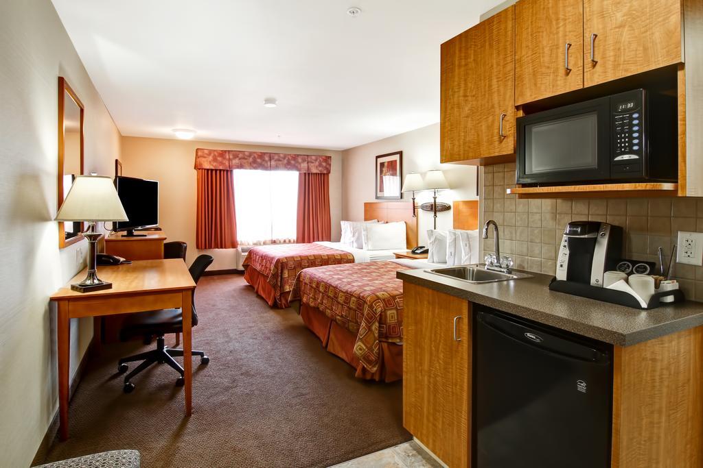 Queen Room with Two Queen Beds
