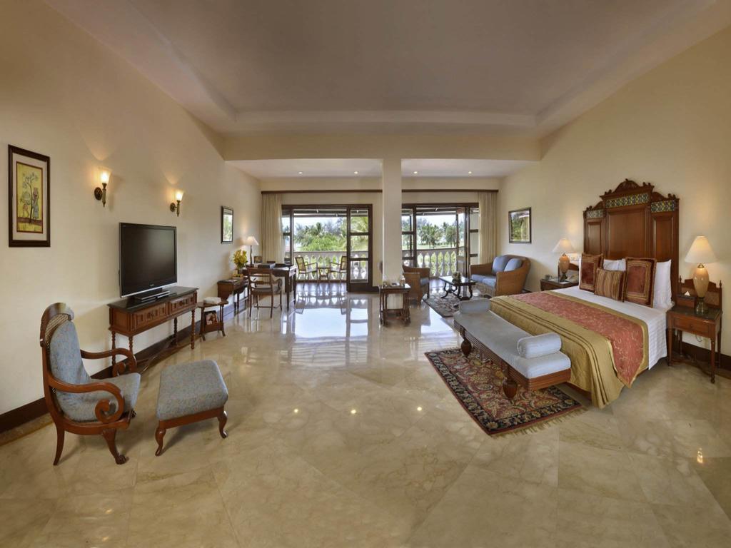 Luxury Suite - 10% Discount on Food & Beverages - 15% Discount on Spa and Laundry