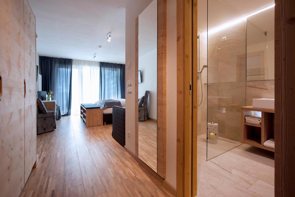 Superior Doppel- oder Zweibettzimmer mit Bergblick