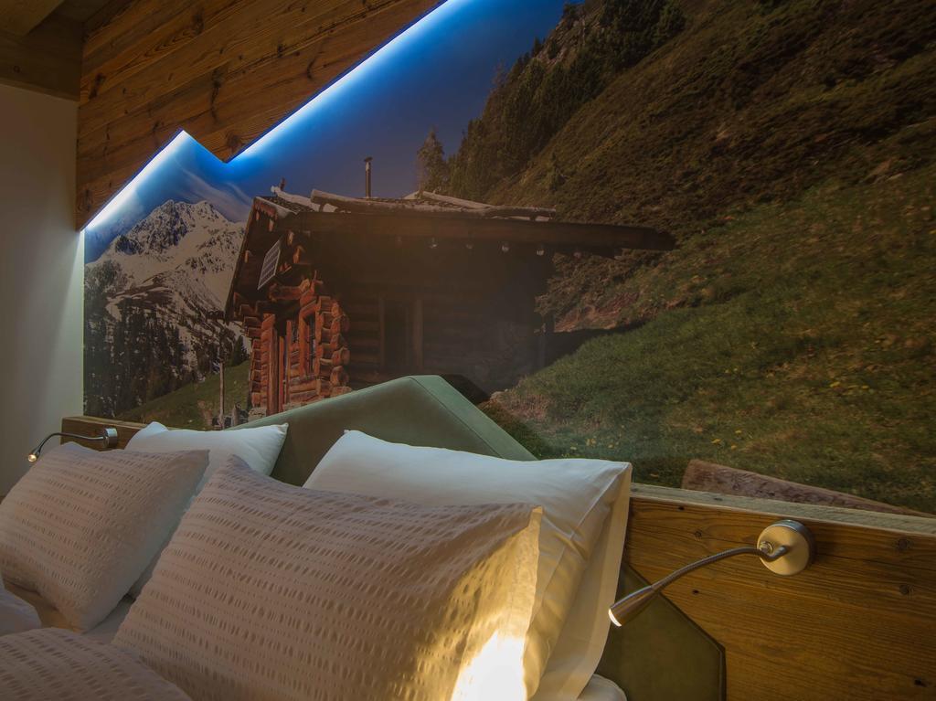 Superior Double or Twin Room,442350372:JPEG