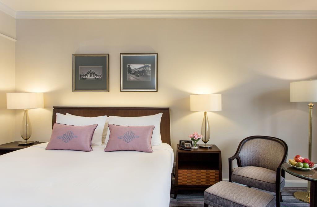 Premier King Room
