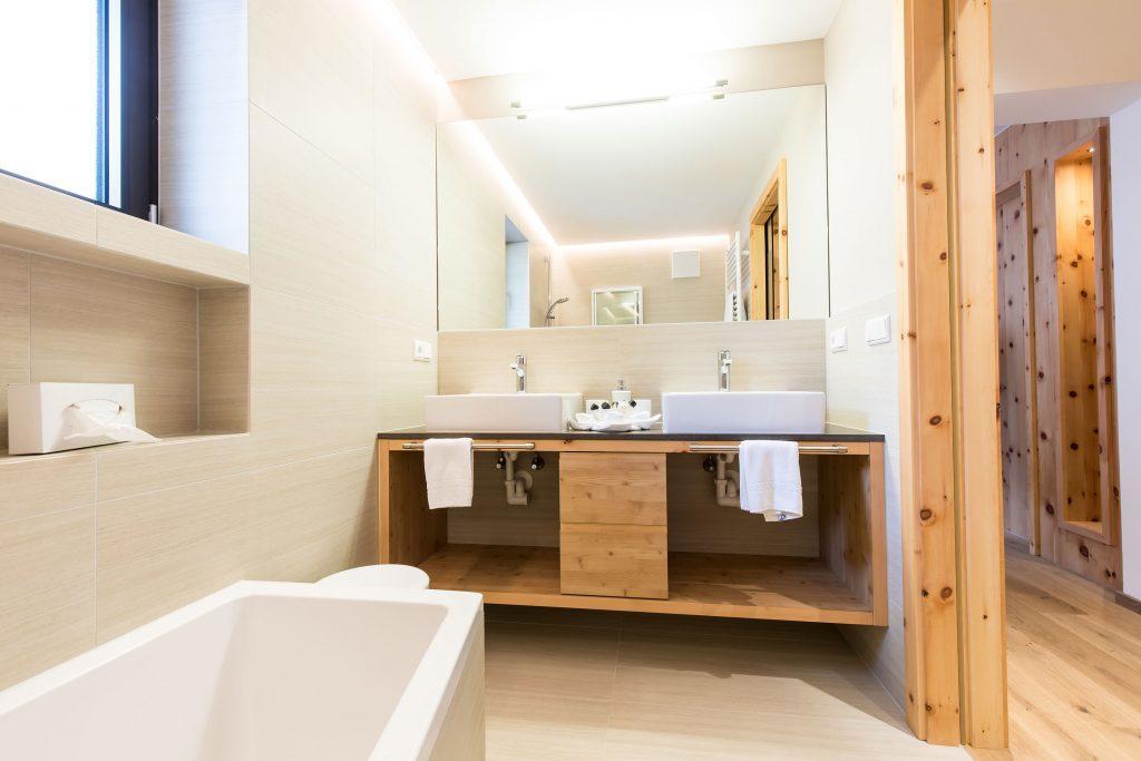 Doppelzimmer mit Balkon