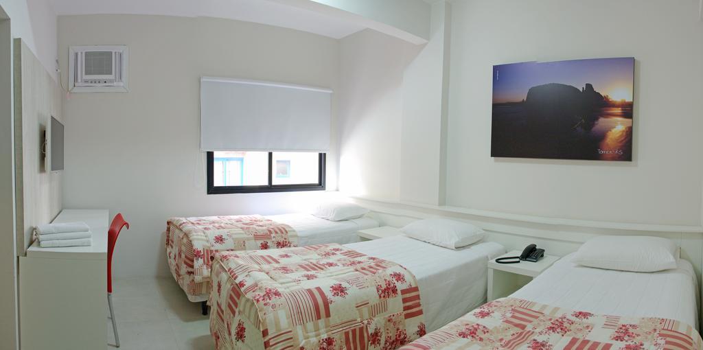 Deluxe Triple Room (3 Single Bed)