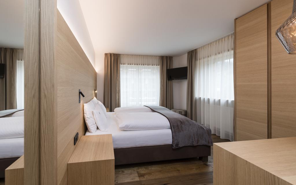 Superior Double or Twin Room,462304191:JPEG