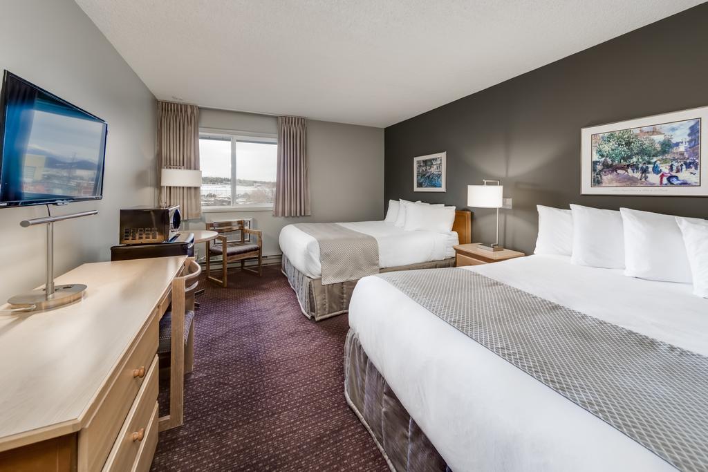 Standard Queen Room with Two Queen Beds