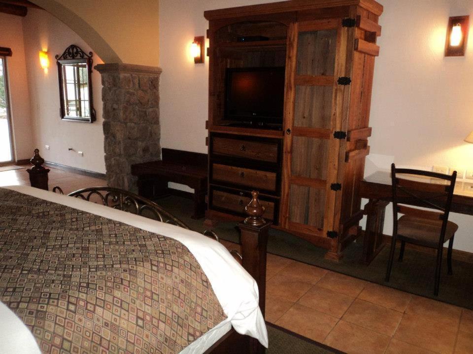 Queen Suite