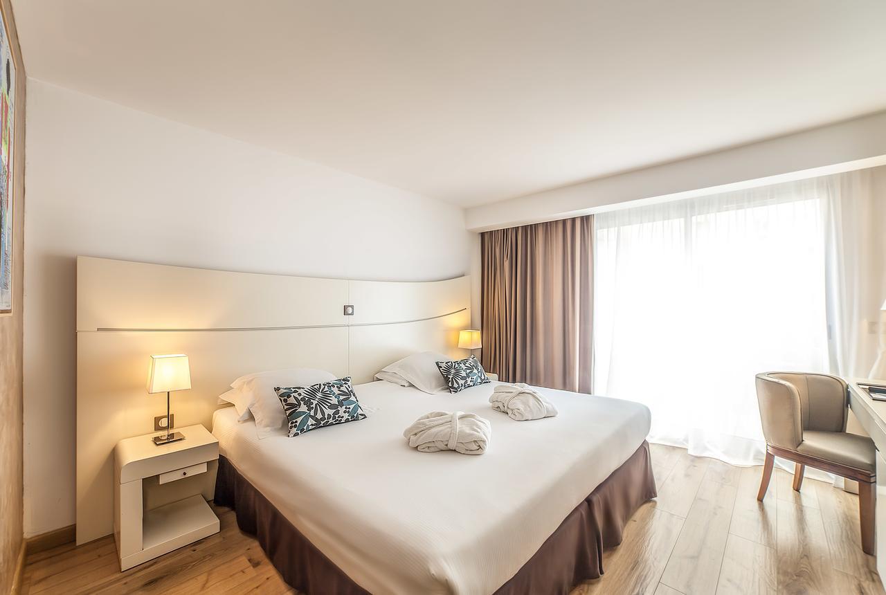 Chambre Double Supérieure avec Accès Gratuit au Spa