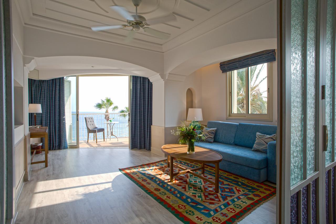 Cape Suite Sea View