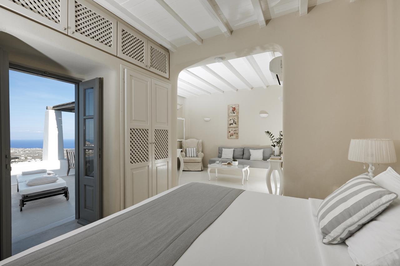 Honeymoon Suite with Pool and Panoramic View
