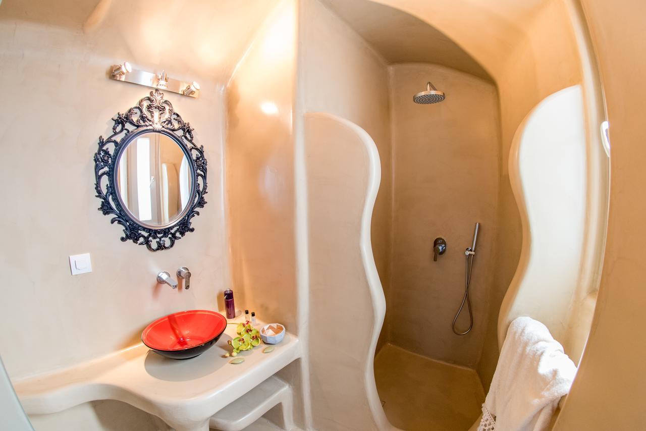 One-Bedroom Apartment Hot Tub