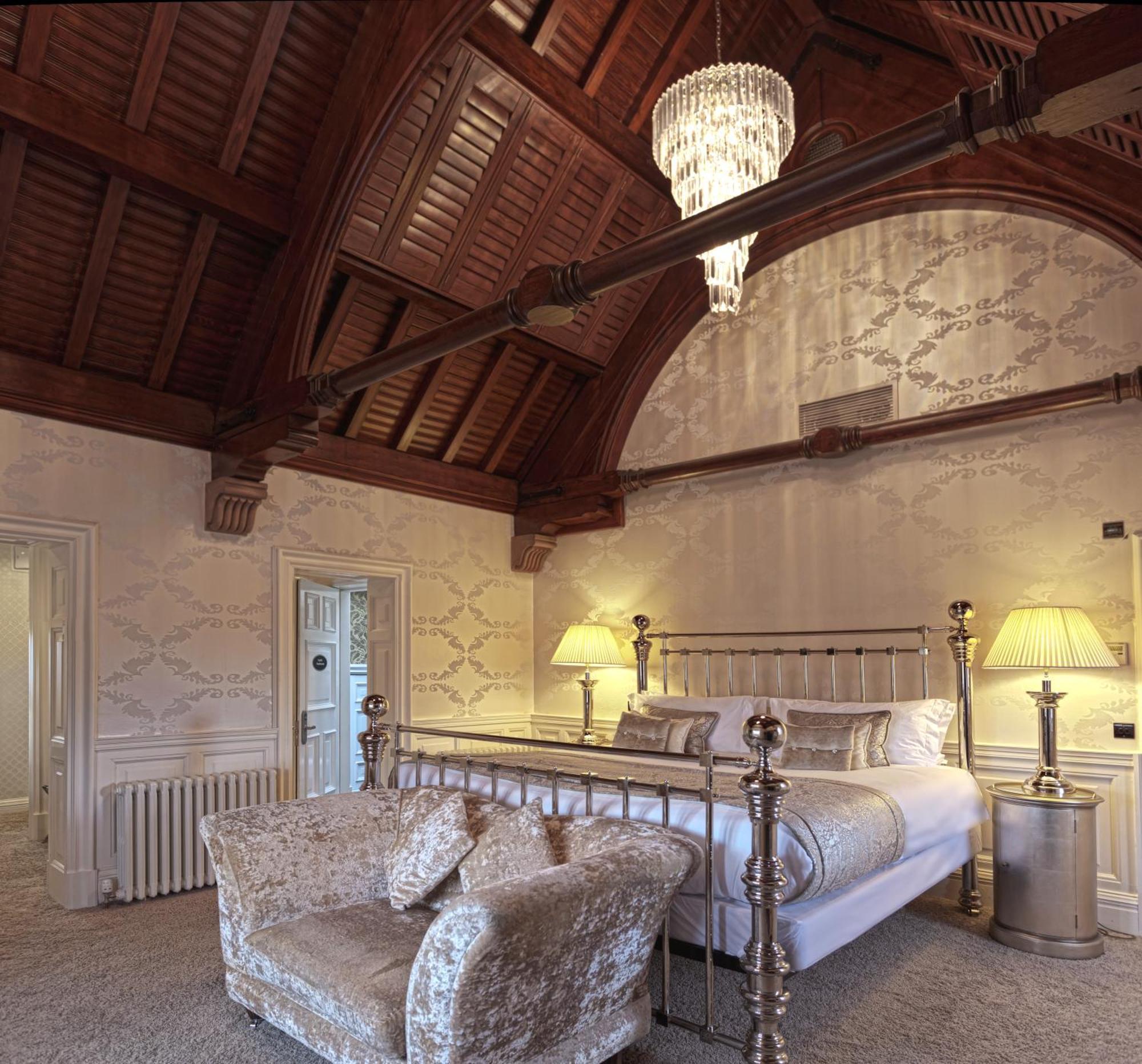 Castle Suite,1692002434:JPEG