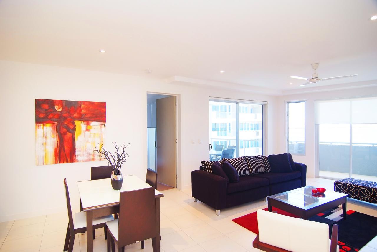 Two-Bedroom Ocean View Apartment