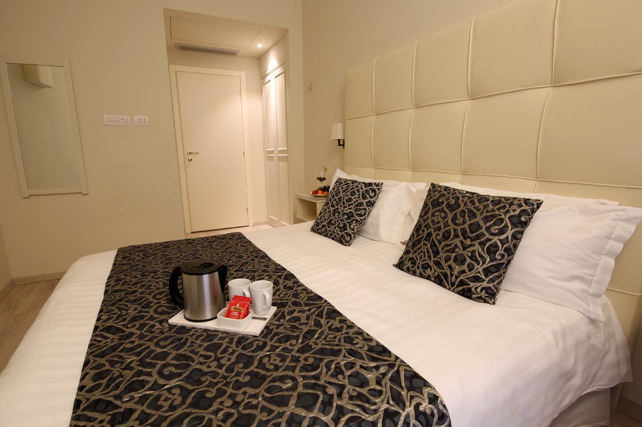 Standard Double Room,534608520:JPEG