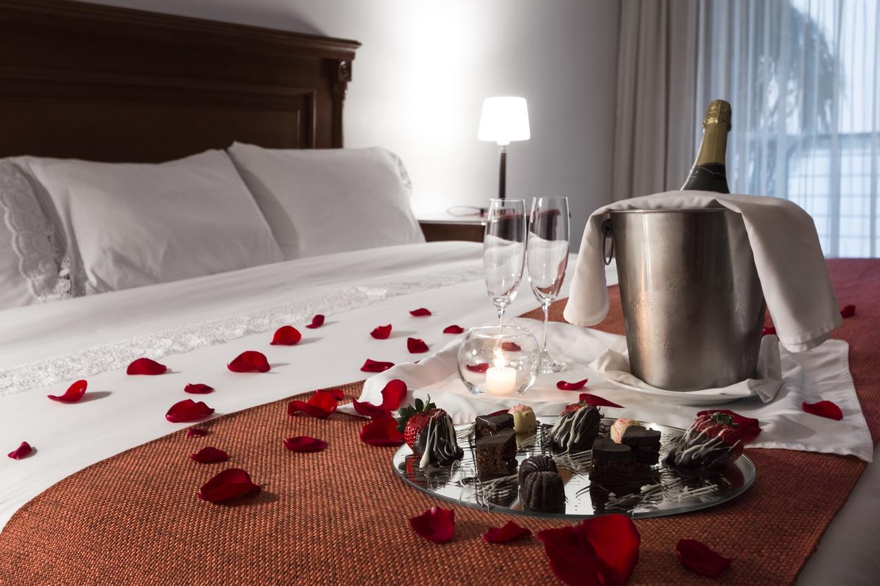 Deluxe Suite with Spa Bath