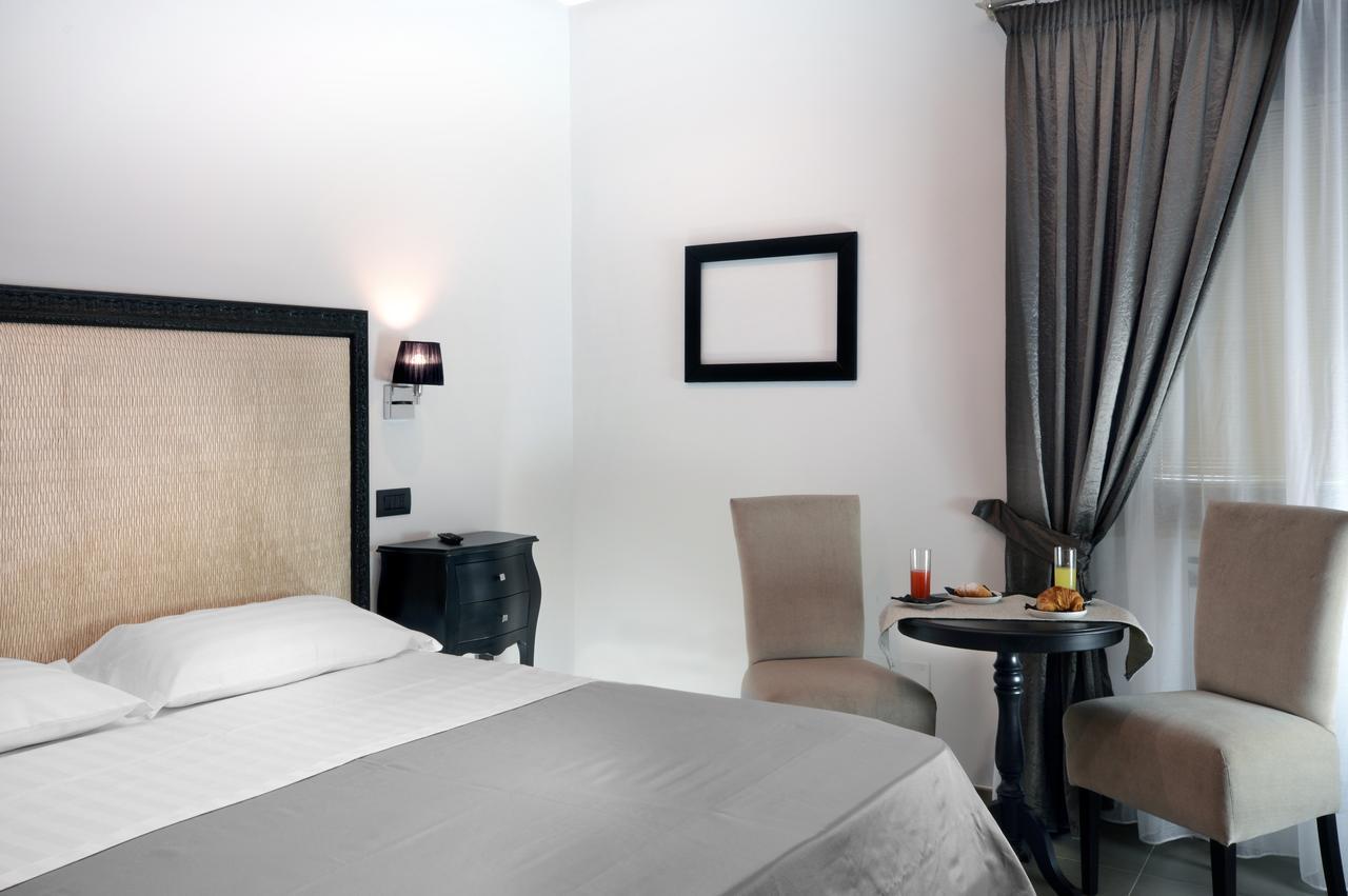 Standard Double Room,925216282:JPEG