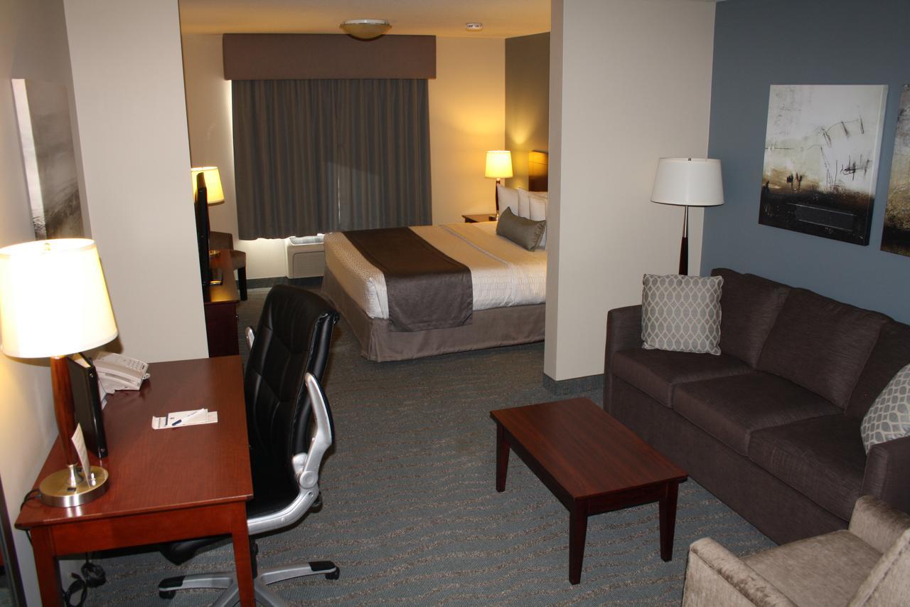 King Room with Sofa Bed - Non-Smoking