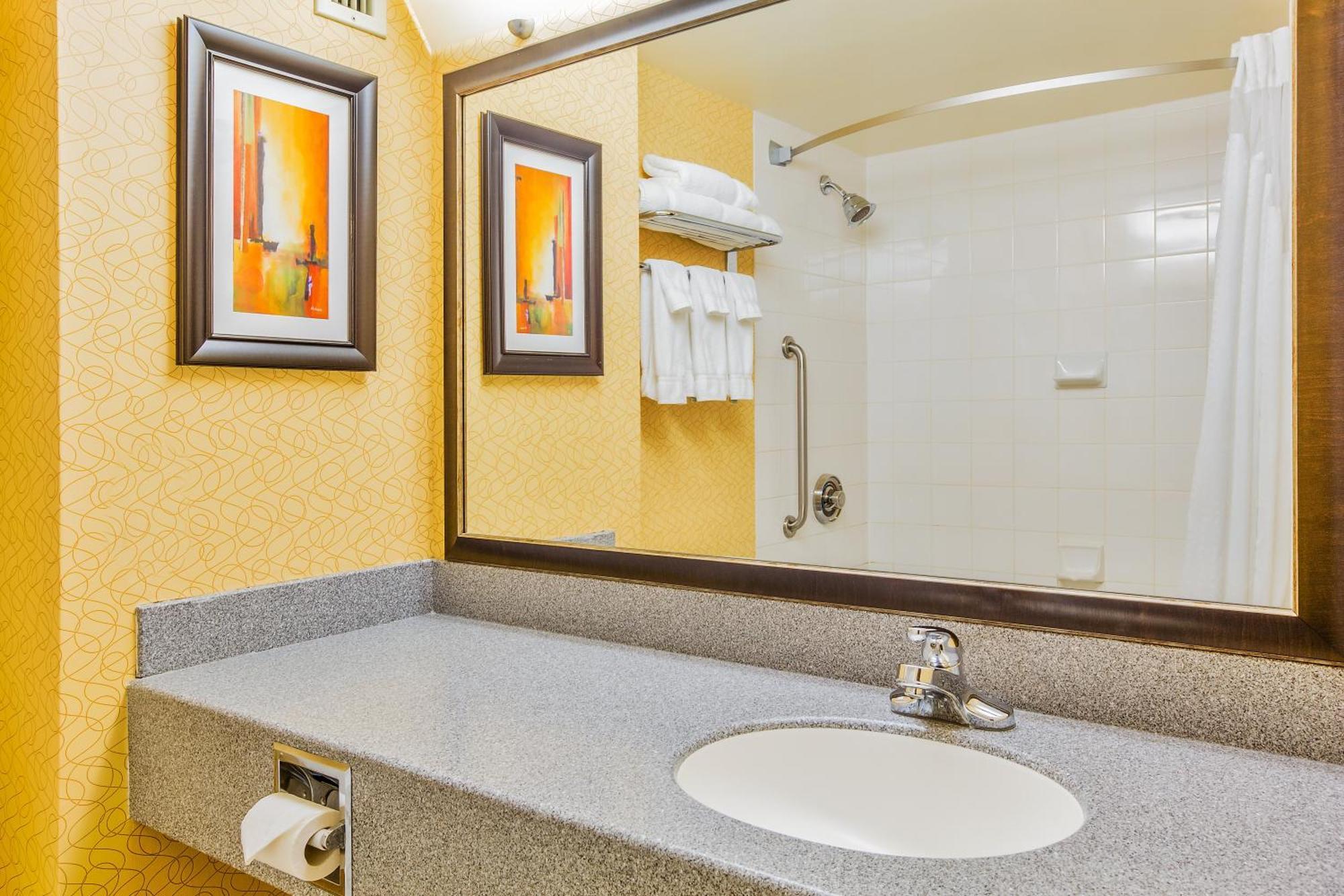 Standard King Room